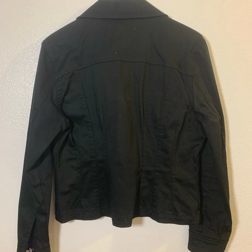 Black jean jacket.  Waist length.  Slight stretch in fabric.  dry cleaned. - Picture 3 of 4